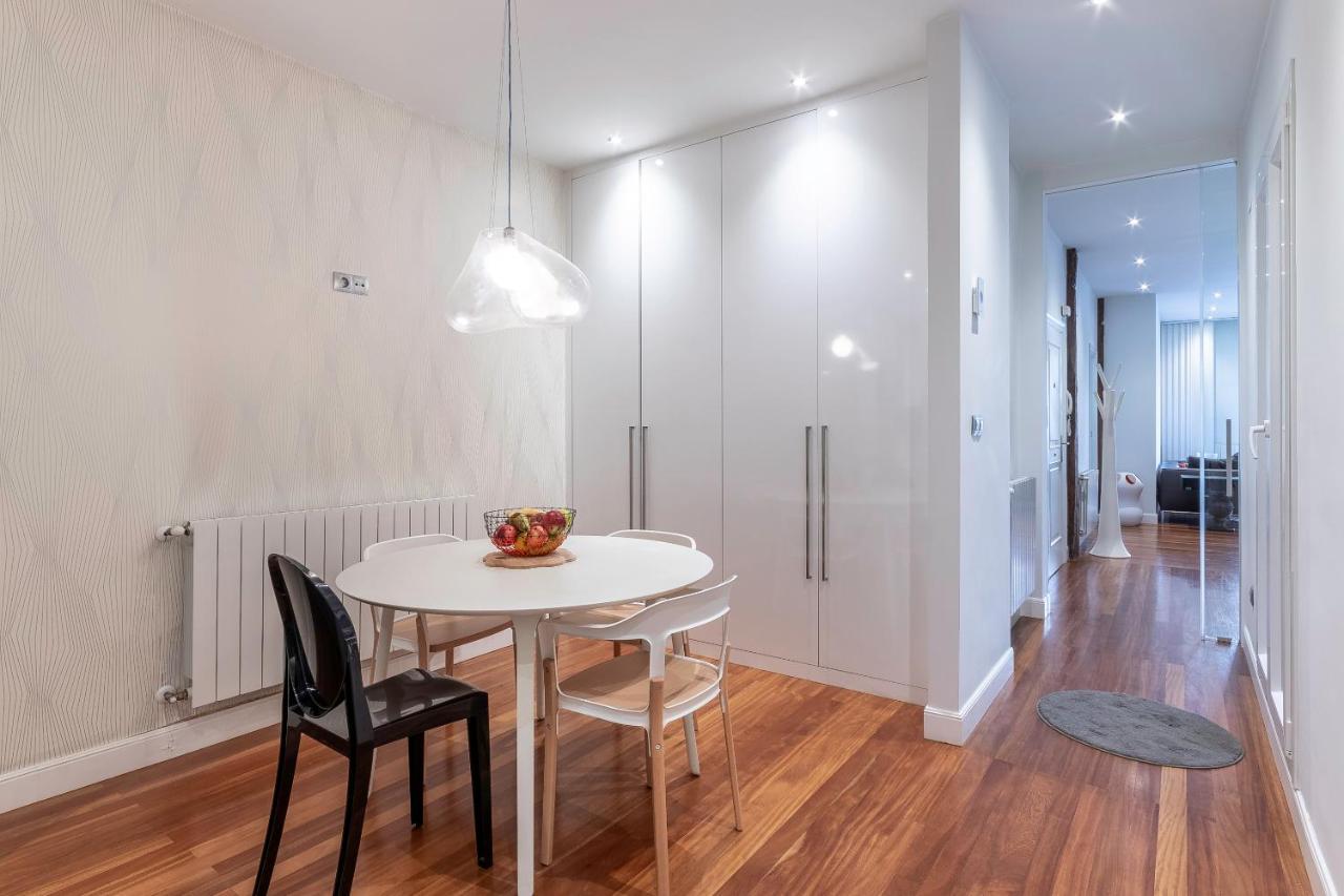 Piso De Diseno Junto Al Casco Viejo Apartment Билбао Екстериор снимка